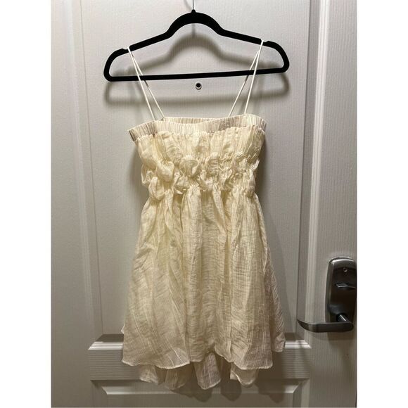 Forever 21 Layered Babydoll Mini Dress cream vanilla textured, layered hem Small - Picture 2 of 5